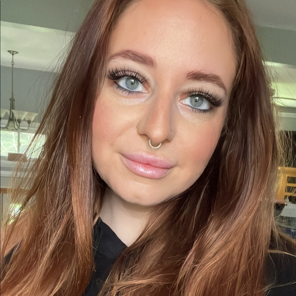 Meet your Posher, Stefanie